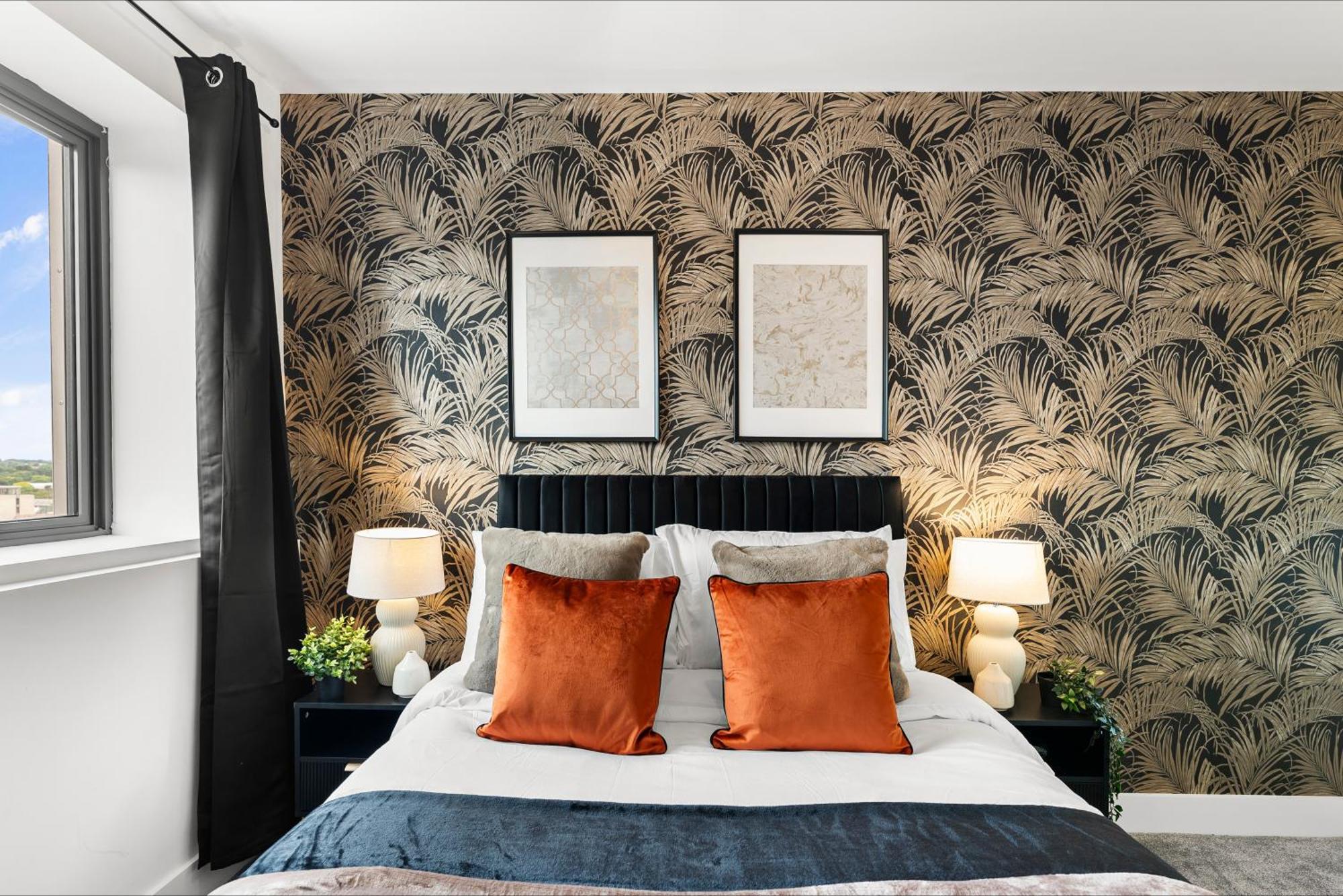 Stylish Two-Bedroom Flat In NWI Buitenkant foto